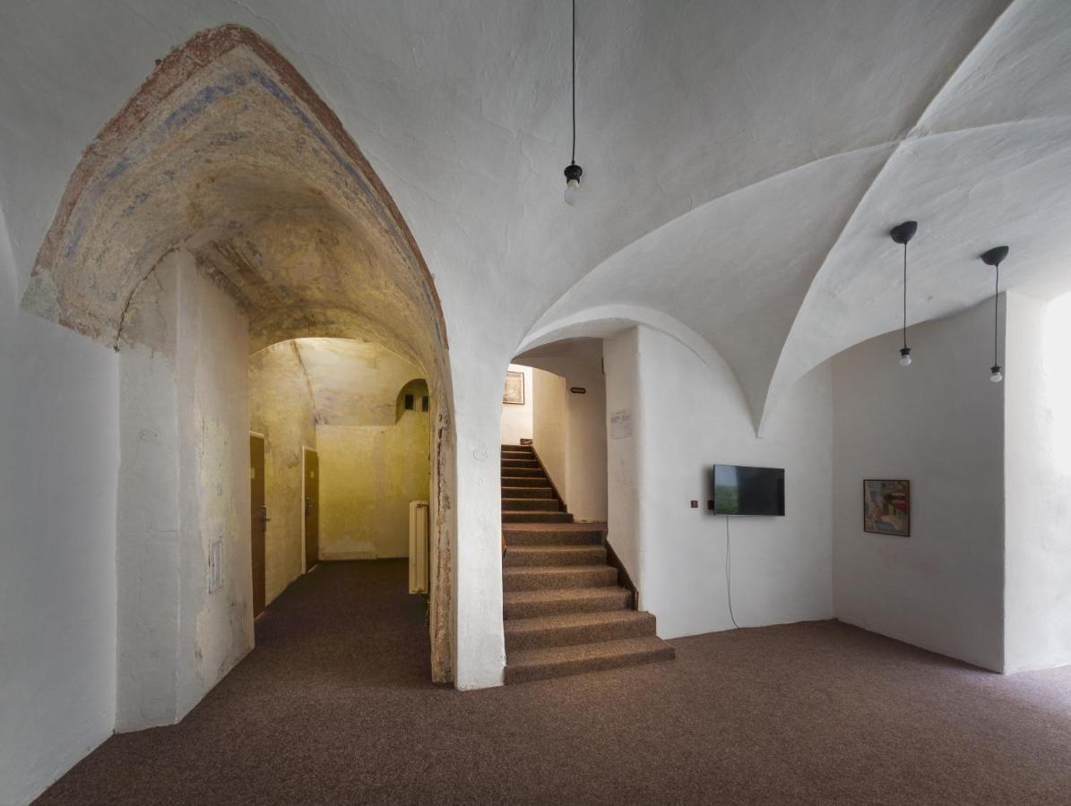Vajgar Hotel Jindrichuv Hradec Luaran gambar